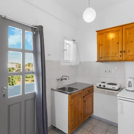 Seample 3* Chrisi Akti (Paros)