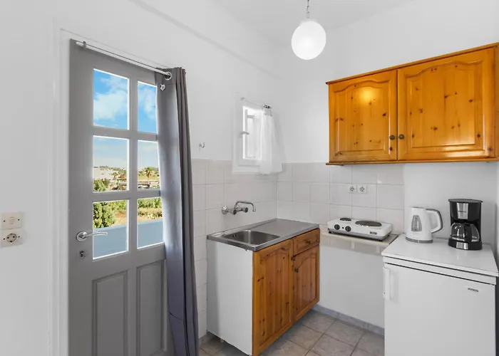 Seample 3* Chrisi Akti (Paros)