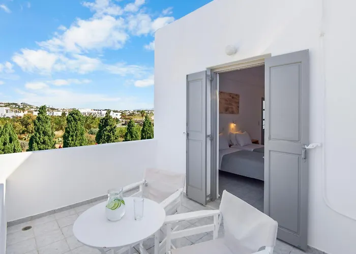 Seample Aparthotel 3*